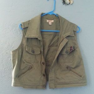 Cropped jacket